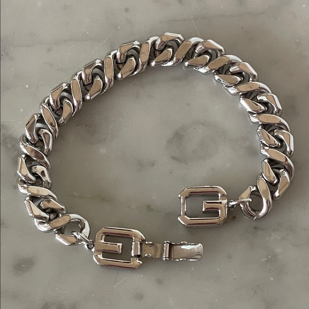 GIVENCHY G-Chain Silver Bracelet - Picture 13 of 17